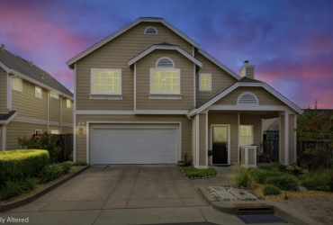 Scotts Valley Cul-de-Sac Home with Mountain Views Just Minutes from Santa Cruz